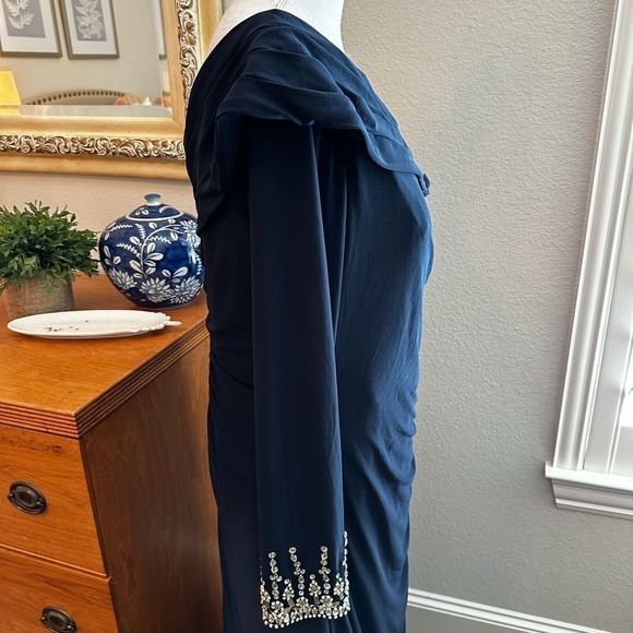 Mac Duggal gown used - Picture 13 of 14